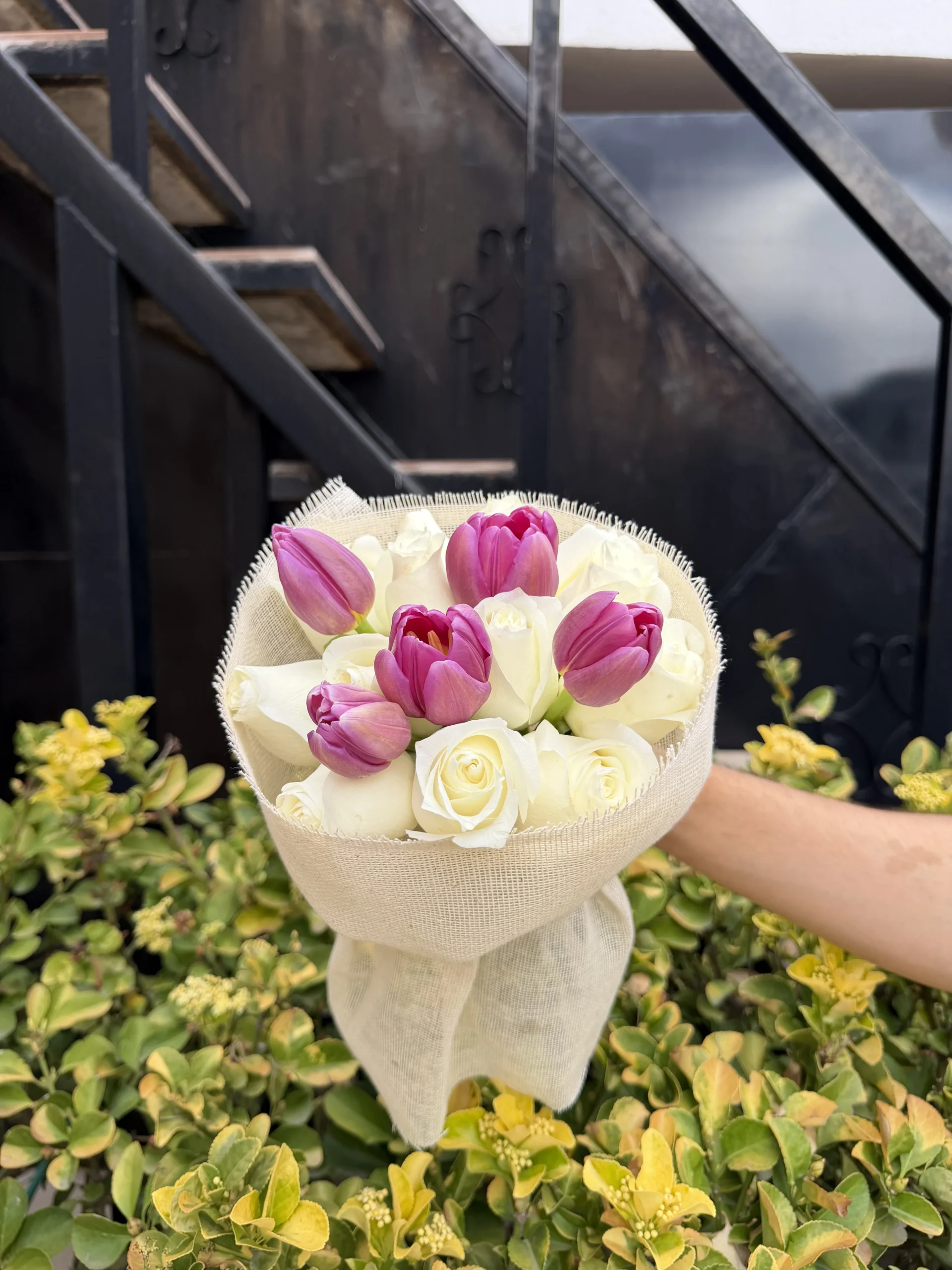 Tulipanes y rosas - Imagen 4