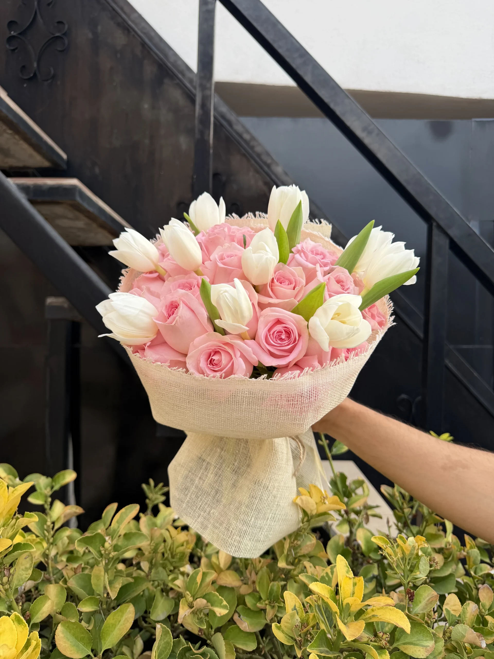 Tulipanes y rosas - Imagen 6